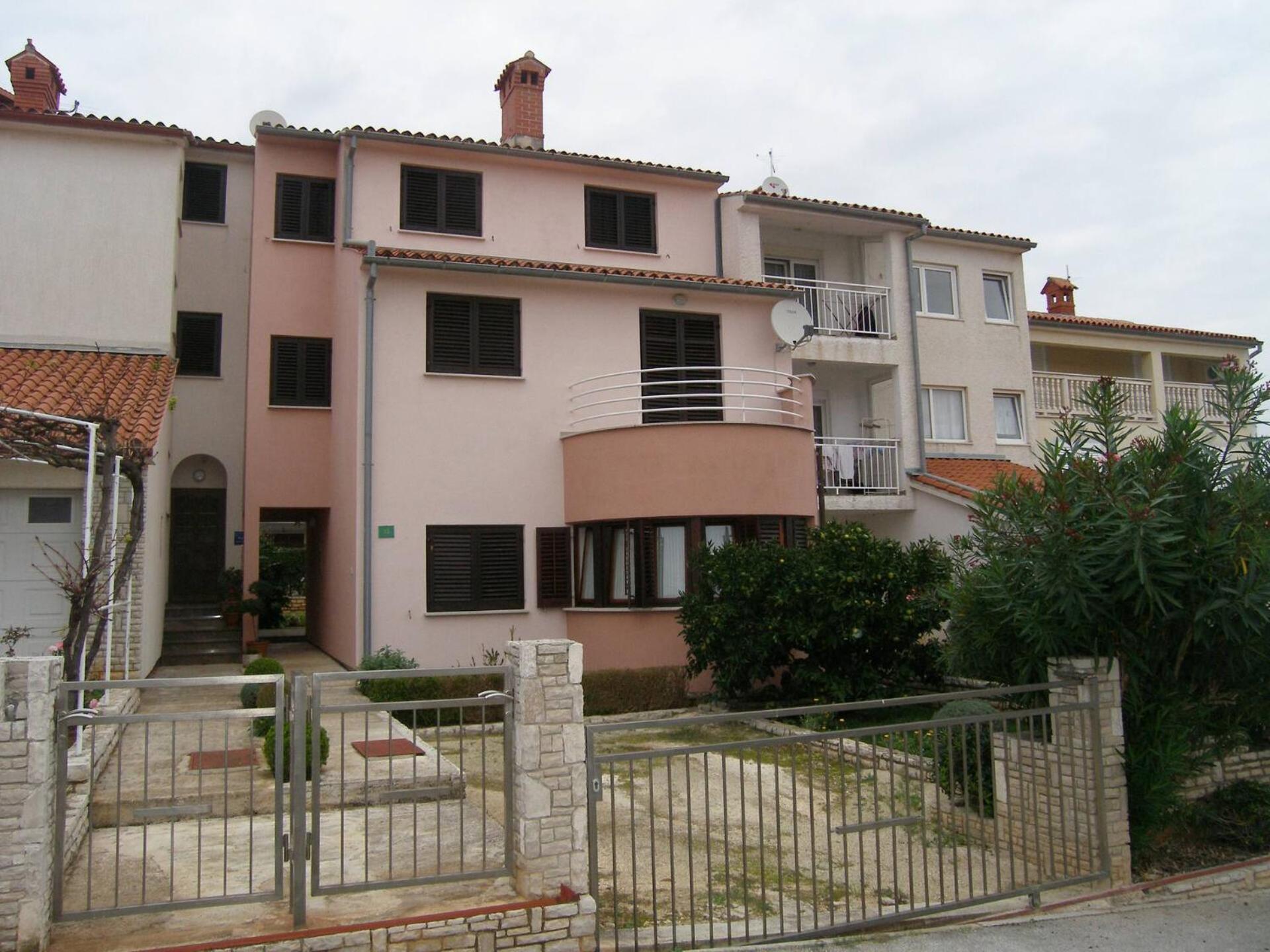 Lorena Apartments In Pula Exterior foto